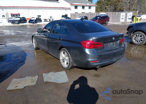 2016 BMW 320I z USA, uszkodzony, nr VIN WBA8E1G50GNT36429